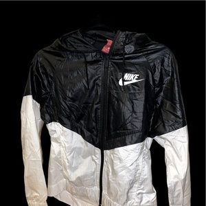Nike windbreaker